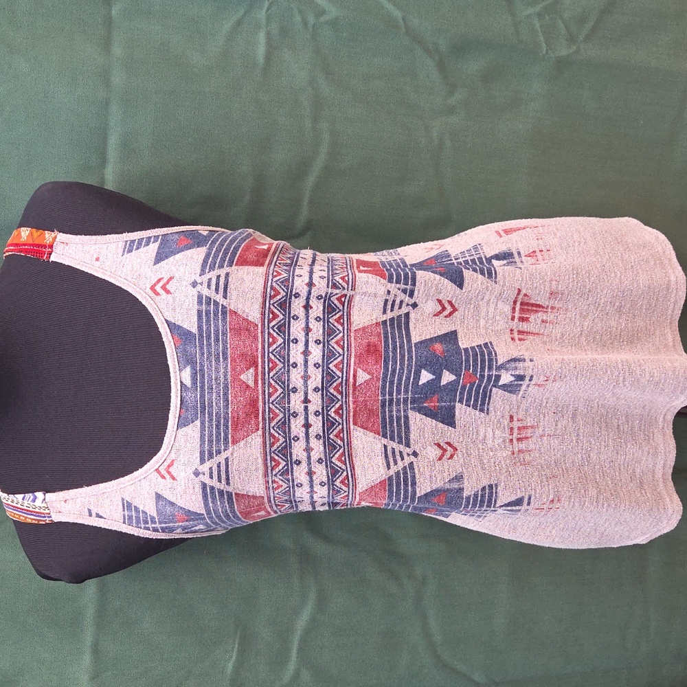Daytrip Ladder Back Tank Top - Picture 7 of 7